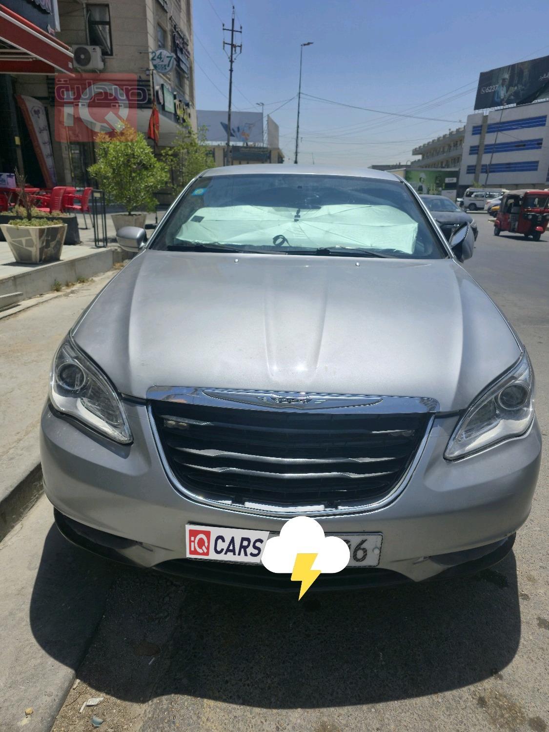 كرايسلر 200